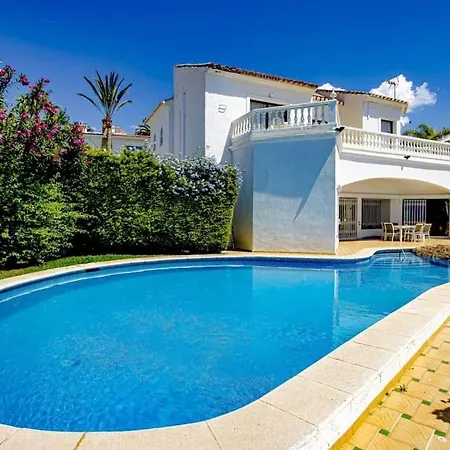 Villa Costanera